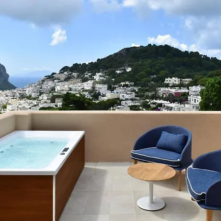 Ξενοδοχείο Lia