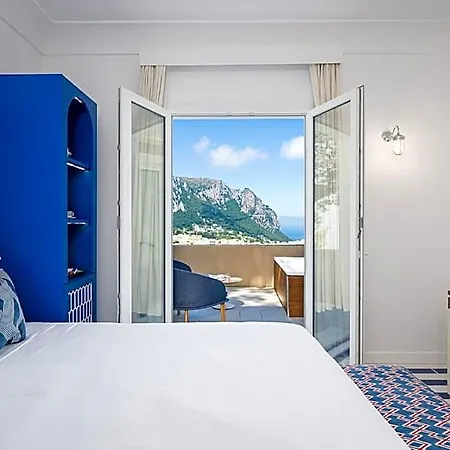 Lia Hotel 5*